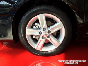 Toyota An Thành Fukushima - Đại lý Toyota 100% vốn Nhật chuyên bán các dòng xe Toyota chính hãng, nhập khẩu, chúng tôi nhận tư vấn mua xe Camry qua hotline 0982 100 120