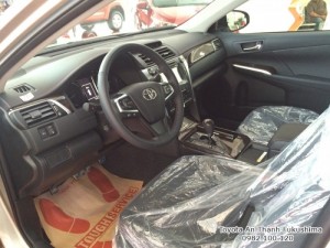 Toyota Camry 2.5Q 2018 Màu Nâu Vàng