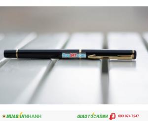Bút kim loại khắc logo tên công ty, thông điệp sang trọng và đẳng cấp