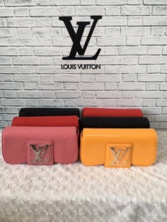 Cluth Lv Super sale sang chanh