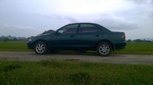 Cần bán xe mazda323 đời 1998