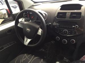 Cần bán Chevrolet Spark Duo đời 2016, màu đỏ, giá tốt