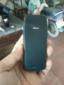 Điện thoại nokia 8210 cổ