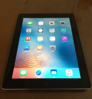 Ipad 4 wifi 3g 32gb zin hiếm có