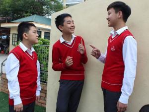 Dệt may áo len đồng phục giá rẻ tại Hà Nội