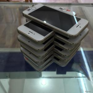 iPhone 5S vàng 16G Quốc Tế  máy zin giá bán 4200K