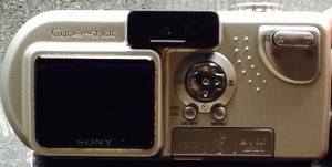 Bán máy chụp hình Sony