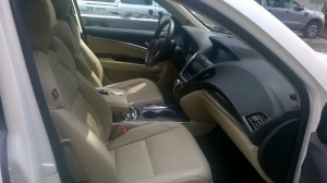 Acura MDX 2015 nhập Mỹ. Giao ngay. Màu trắng nội thất kem.