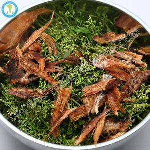 Khô cá đuối trắng Phú Quốc trộn gỏi