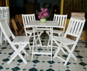 Ghế gỗ cafe giá rẻ