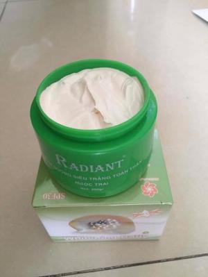 Kem radiant , bật tone sau 1 tuần sử dụn