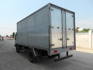 Bán xe Hino WU342L 5 tấn, xe mới có sẵn thùng 4m5, mới 2016