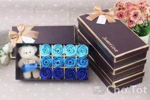 Quà tặng 12 hoa hồng kèm gấu bông