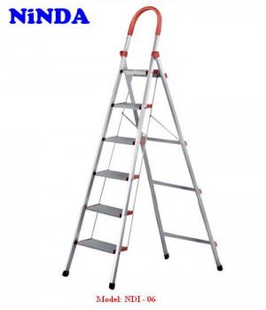 Model : NDI-06
Số bậc : 06 bậc
Chiều cao toàn thang : 192 cm
Chiều cao sử dụng : 147 cm
Khoảng cách các bậc : 25,5 cm
Khoảng cách 2 chân khi sử dụng : 63,5 cm
Khoảng cách hai chân thang : 102 cm
Chất liệu mặt bậc : Nhôm T6063
Độ dày mặt bậc : 1,0 mm
Kích thước mặt bậc : 13 cm
Kích thước mặt bậc trên cùng: 18 cm
Tải trọng tối đa : 150 kg
Khối lượng thang : 7 kg
Hai thành được làm từ inox chống han rỉ
Màu sắc : Màu trắng truyền thống
Chân thang bằng cao su thiên nhiên chống trơn trượt
Tiêu chuẩn chất lượng Châu Âu EN - 131
Bảo hành chính hãng : 12 tháng