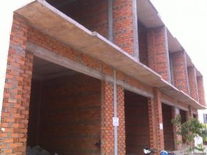 Bán nhà xây thô 1 trệt 1 lầu Khu dân cư Phường 3.