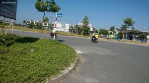 Bán đất ngay khu đô thị trung tâm thị trấn Bến Lức - giá cực rẻ