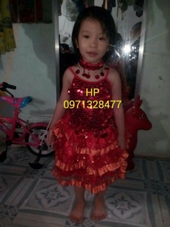 May bán trang phục biểu diễn tre em và chuyên nghiệp hoa phượng