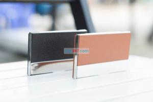 Hộp đựng namecard khắc tên quà tặng dành cho nhân viên, đồng nghiệp nhân ngày 20.10