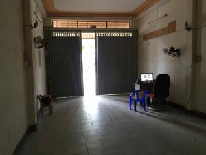 Cần bán căn nhà đang sử dụng,nhà ngay trung tâm tp