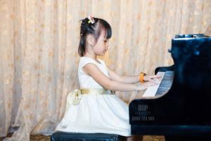 Dạy thanh nhạc – Piano giá 350k/tháng tại Quận 11,quận Bình Thạnh