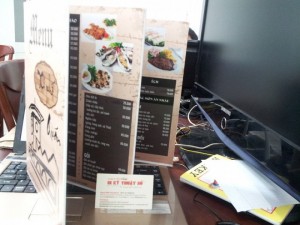 In menu cho quán nhậu từ In Thực Đơn | Loại hình in: pp cán format, menu gấp 3, in full 12 mặt