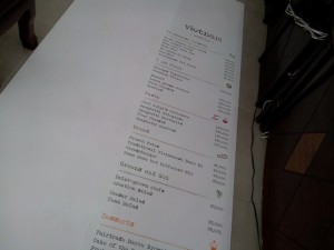 In Thực Đơn nhận in menu cho quán bụi, quán bình dân - hỗ trợ thiết kế (có phí), tư vấn các loại hình in menu giá rẻ, bền cho quán
