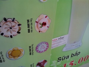 In menu quán kem, loại hình menu áp tường, vừa trang trí, vừa gọi món tiện lợi - thực hiện bởi In Thực Đơn