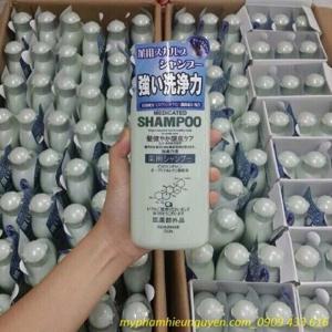 Dầu gội mọc tóc Kaminomoto Medicated Shampoo 300ml từ Nhật Bản