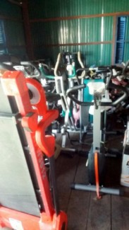 Máy tập thể dục