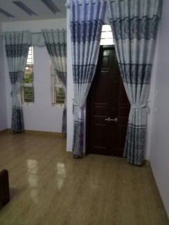 Gia đình cần bán ngôi nhà tại trung tâm thành phố