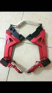 Gác Chân Biker CNC
