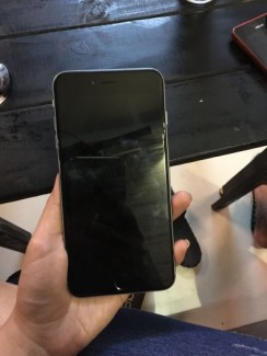 IPHONE 6 PLUS 16Gb Màu đen Quốc tế full chức năng 99%