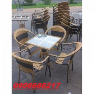 Cần thanh lý 50 bộ bàn ghế mây giá rẻ nhất