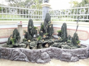Hòn non bộ ngũ hành sơn