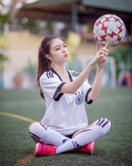 Xưởng may LiMac nhận may gia công, sản xuất Đồng phục bóng đá theo các CLB