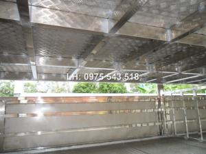Tổng đại lý Hino bán xe tải Hino chuyên dụng 9 tấn thùng chở Gia súc