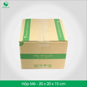HỘP CARTON ĐÓNG GÓI GIAO HÀNG COD
Sản phẩm: M6 -Size 20x20x15 cm- Hộp Carton đóng gói gửi hàng thu hộ COD
Công dụng: Đóng gói Hộp đựng đa dụng, cho nhiều loại sản phẩm
Sản phẩm có hộp loại to:
- Hàng gia đình: máy sấy, máy
- Máy quay phim, máy ảnh
- Combo nhiều quần áo
- Combo mỹ phẩm
- Túi xách nhỏ,
Đặc điểm: In thông tin đơn hàng giao nhận gồm Thông tin người gửi, Thông tin người nhận, Mã vận đơn, số tiền thu hộ,…
TIÊU CHUẨN SẢN PHẨM:
- Carton 3 lớp sóng B, chịu lực tốt.
- Được in sẵn bản điền Thông tin Người gửi – Người nhận và tiền thu hộ COD.
- Kích thước được fix sẵn theo nấc vận chuyển giao nhận 250gr, 500gr, 1000gr #ems #viettelpost #shipchung #kerryexpress #giaohangnhanh #goldship
-Hộp Carton được thiết kế tối ưu kích thước khi vận chuyển
-Đảm bảo hàng hóa được bảo vệ an toàn
-Đem lại trải nghiệm tốt nhất cho Khách hàng
http://magix.vn/collections/carton-cod-hop-dong-goi-giao-hang/products/hop-carton-dong-goi-giao-hang-cod-hop-giay-m6
