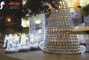 Trang trí Noel cho trung tâm thương mại Now Zone | Mô hình trang trí Noel, Giáng Sinh bằng đèn Led