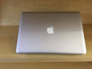 Macbook Pro 13inch | Màn hình: 13.3 inch