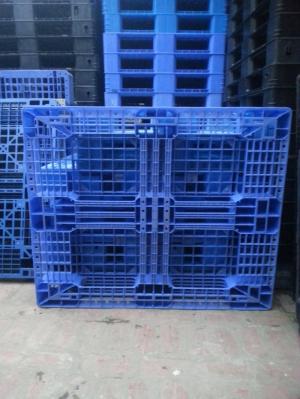 Pallet kê hàng, pallet lót sàn, pallet nhựa giá rẻ nhất. LIÊN HỆ NGAY !!!