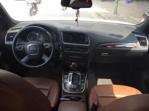Bán xe Audi Q5 2011 trắng cực đẹp tại Hà Nội