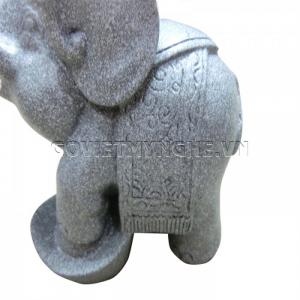 Tượng Đá Trang Trí Phong Thủy - Con Voi Thỏi Vàng (Màu Đá), Dài 12 x Rộng 6 x Cao 12 (cm), Giá - 155.000₫.