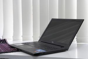Laptop Dell 3542, i3 4005U, 4G, 500G, zin100%, giá rẻ
