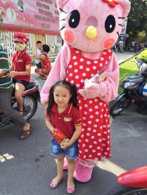 Cho thuê Mascot đón khách