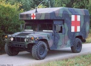 Mô hình xe gỗ Maxi Ambulance M997