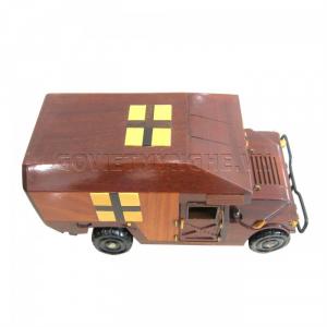 Mô hình xe gỗ Maxi Ambulance M997