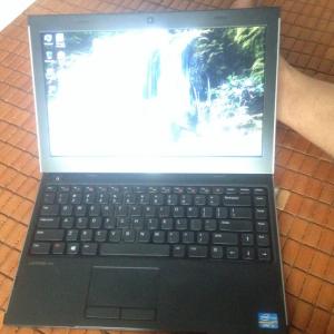 Dell Latitude 3330