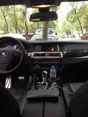 Bán xe BMW 520i màu đen sản xuất năm 2013 còn rất mới