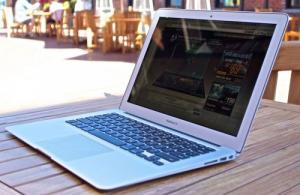 Laptop Macbook air 2014 MD761, i5 1.4G, 4G, ssd128G, giá rẻ