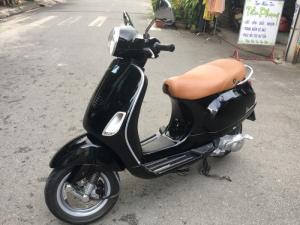 Vespa LX Ý 150 208 dán keo trùm mền. Chính chủ